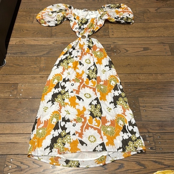Faithfull the Brand Dresses & Skirts - Faithfull the Brand Trinita Cutout Floral Maxi Dress
